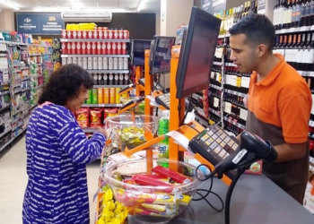 Empleados de Comercio: con nuevo aumento confirmado, cómo quedan los salarios de abril