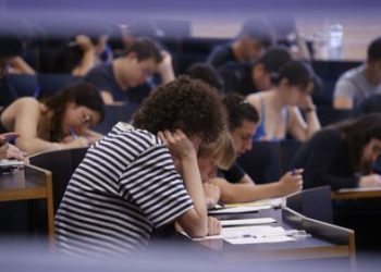 Estas son las ayudas y descuentos al transporte que entran en vigor este verano en España: fechas y beneficiarios