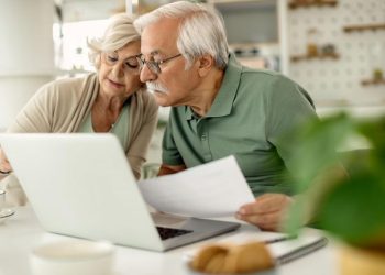 Excelente noticia de ANSES: un grupo de jubilados cobrará un bono adicional en abril