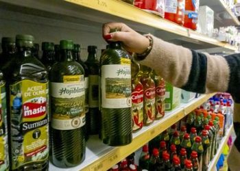 Facua advierte: no todos los supermercados han subido el precio de los huevos por igual