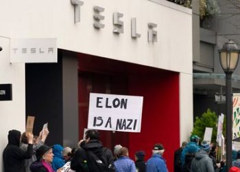 Giro de 180 grados para X: esto es lo que vale la red social de Elon Musk en la actualidad