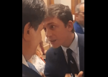 Tensión en el congreso: enfrentamiento verbal entre Milei y Manes y la denuncia de agresión de Santiago Caputo al diputado. ¿Corriendo a $LIBRA de la escena?