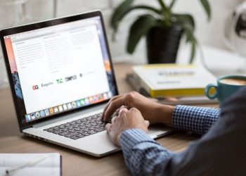 La agonía de los Community Managers: ¿una actividad en extinción? Casos reales y lecciones urgentes para la industria