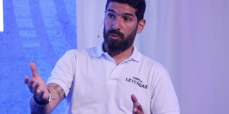 La banca de Abreu a Alejandro Domínguez