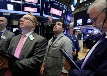 Positivo: La City mira a Wall Street: cómo reaccionan los bonos y acciones argentinos al discurso de Milei