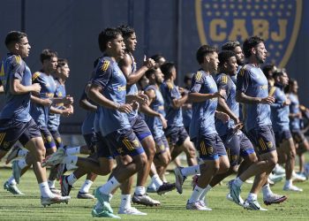 La sorpresa de la práctica de Boca: dos profesionales relegados hicieron fútbol con los juveniles