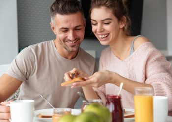 Lo dice la ciencia: cuál es el horario exacto en el que hay que desayunar para mejorar la salud
