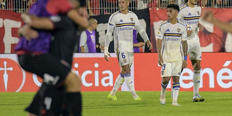 Los duros números de Boca y Cavani de visitantes