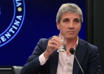 Luis Caputo habló del préstamo del FMI y confirmó que el monto no está definido