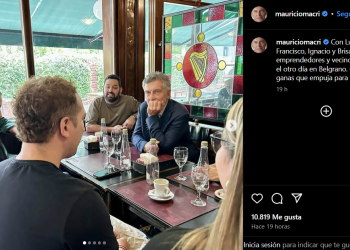 Macri quiere volver a los orígenes y lideró una reunión de dirigentes del PRO con vecinos de CABA