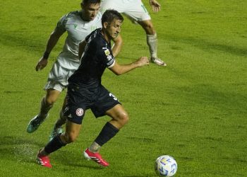 Matías Giménez y la suspensión de Banfield vs. Independiente: “Ya no se podía jugar”