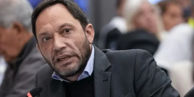 Desde la Coalición Cívica pidieron investigar los aprietes de diputados oficialistas