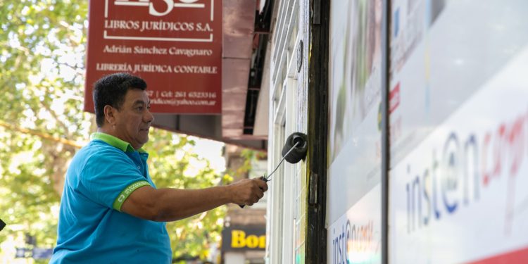 “Mejores fachadas”: la ordenanza de Ulpiano Suarez para recuperar espacios vandalizados con grafitis