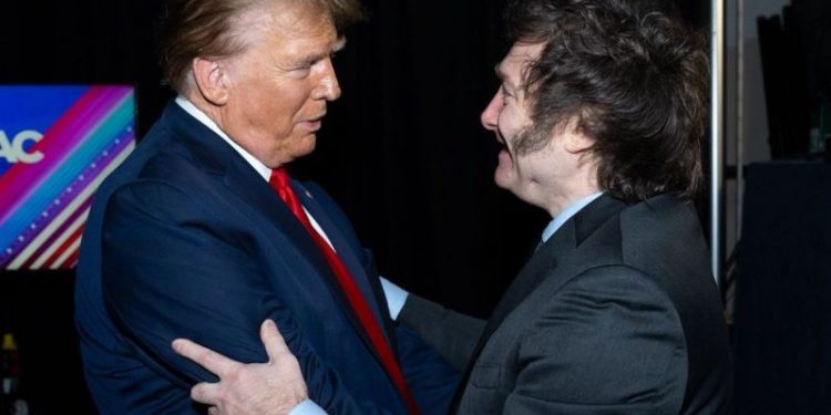 Milei reveló al Washington Post que no tiene diálogo directo con Trump e hizo autocrítica