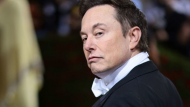 Elon Musk prometió resolver este desastre en el espacio con una estrategia de película