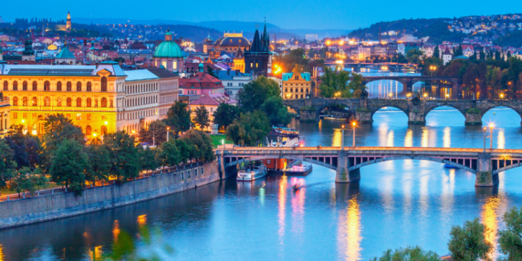 No es España: el país europeo con salud gratuita y fácil de emigrar fácil