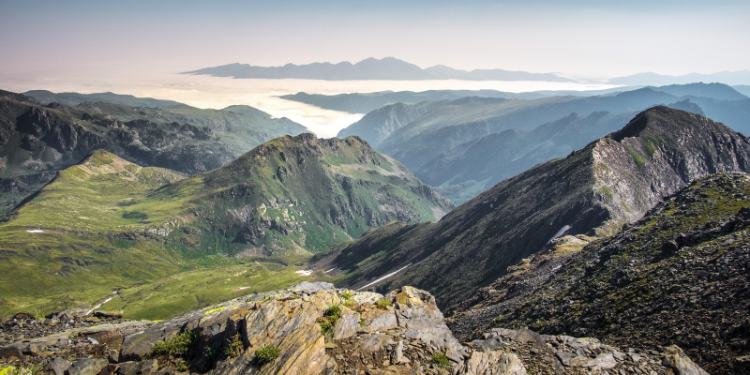 No es Portugal: el país más fácil para emigrar busca latinos para trabajar en temporada y paga u$s 2.600