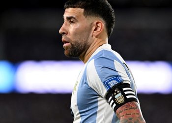 Otamendi, con Olé, tras la goleada a Brasil: “La Selección crece porque nunca se conforma”