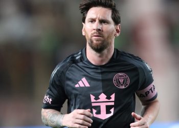 Partidos de hoy, jueves 13 de marzo: horario y en qué canal los pasan