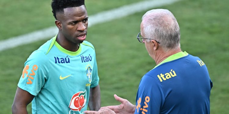 Qué dijeron Dorival Junior y Vinicius antes del clásico contra la Argentina por las Eliminatorias Sudamericanas