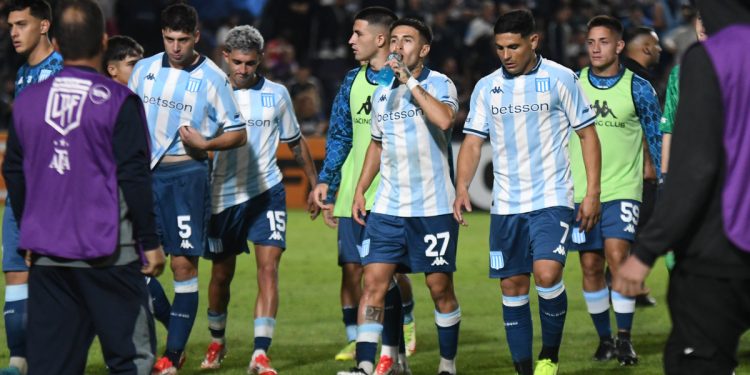 Qué le queda Racing en busca de clasificarse a los playoffs del Apertura