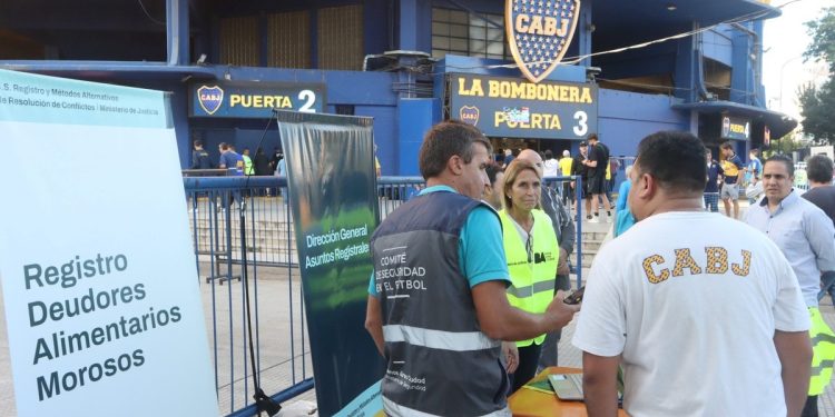Revés para los deudores alimentarios: no podrán entrar al partido de la Selección Argentina contra Brasil