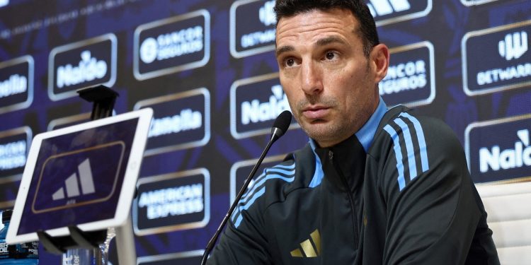 Scaloni, antes de Brasil: “Es un partido de fútbol, no tiene que pasarse de ahí”