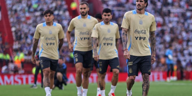 Selección: con De Paul, el posible 11 de Argentina para enfrentar a Brasil
