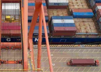 Simplifican trámites aduaneros para favorecer exportaciones