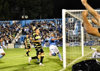 Temperley a la cima y Almirante cerca del fondo