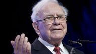 La jugada maestra de Warren Buffett: qué acción vendió para evitar perder millones de dólares 