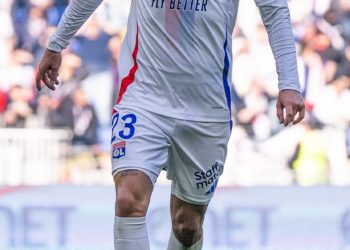 Thiago Almada: debut de titular en Francia y queja del rival por la ilegalidad de su pase