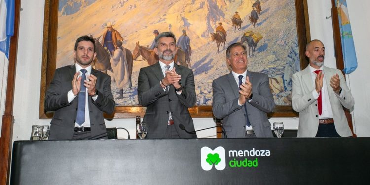 Ulpiano Suarez abrió las sesiones en Ciudad: “Iniciamos una lucha frontal contra los vandalizadores seriales”