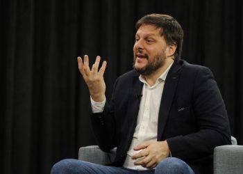 Una actriz, un streamer y un histórico dirigente de las villas: candidatos del peronismo