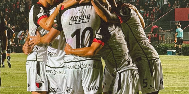 Unos viejos piolas: Bernardi y Gigliotti le dieron el triunfo a Colón