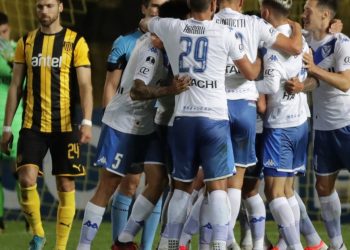 Vélez vs. Peñarol, un duelo con historia