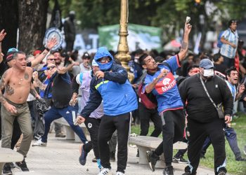 Positivo: Bullrich pidió la detención de estos 29 barras tras la marcha del Congreso