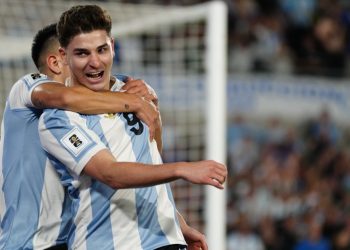 Video: el gol de Julián a Brasil y sus tremendos números en la temporada