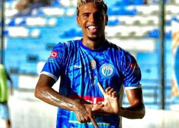 Villa San Carlos cayó con Argentino de Merlo y no pudo ser líder