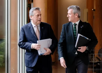 Los centros de atención primaria podrán realizar cirugías menores en 2029