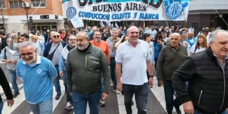 Paro nacional de la CGT: Impacto y reacciones ante la tercera huelga de 24 horas contra los argentinos