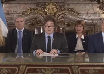 Milei anunció el fin del cepo cambiario y un histórico acuerdo con el FMI. Argentina obtendrá un respaldo total de U$S 32.000 millones