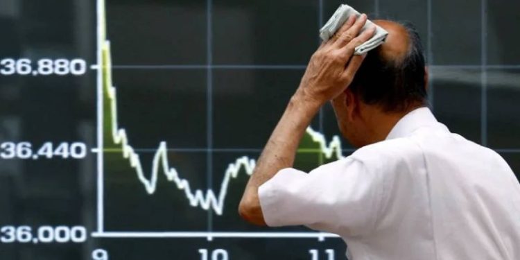 Acciones volaron hasta 15%, pero recomiendan monitorear la crisis minuto a minuto