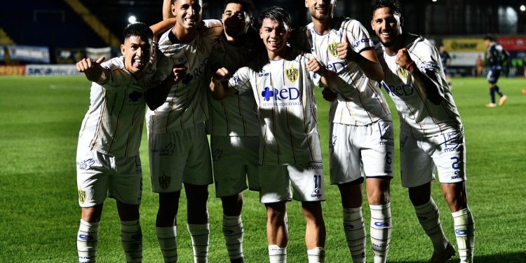 Atlanta logró un triunfazo ante Quilmes y volvió a la cima