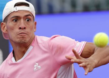 Buenas noticias para el tenis argentino: Báez escaló en el ranking ATP y Solana Sierra protagonizó un maratónico ascenso en el WTA