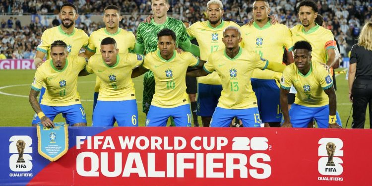 Camiseta roja en Brasil: reacción política y la CBF salió a aclarar