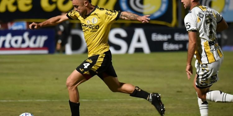 Comunicaciones empató con Flandria y no se pudo prender en la Primera B