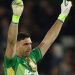 Con Dibu Martínez en el arco, Aston Villa recibe al Nottingham Forest