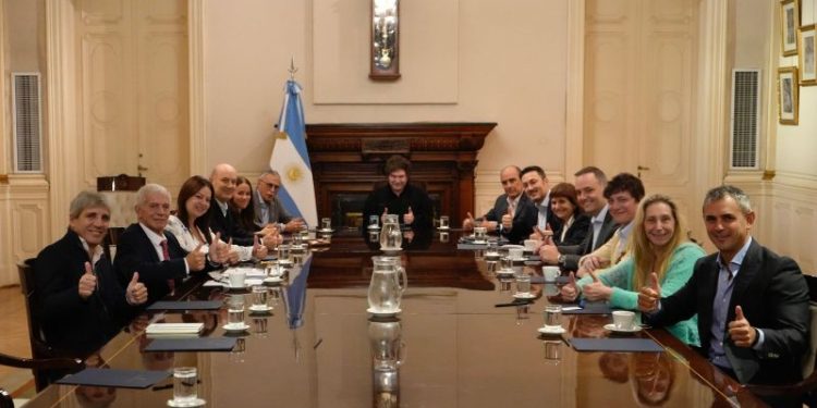 Cuáles son los planes de Milei para cuatro frentes abiertos que no dan respiro