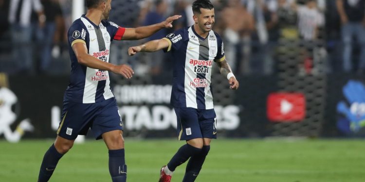 Cuatro meses de suspensión a un jugador de Alianza Lima por decirle “boliviano” a un hincha de Boca
